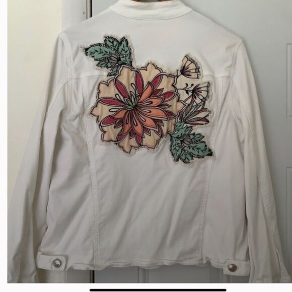 CHICO’S FLORAL DESIGN LONG SLEEVES WHITE WOMAN JACKET SIZE 2/US 14 - Picture 1 of 9